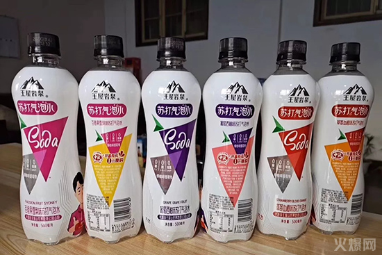 中沃王屋巖泉蘇打氣泡水 中沃王屋巖泉蘇打氣泡水